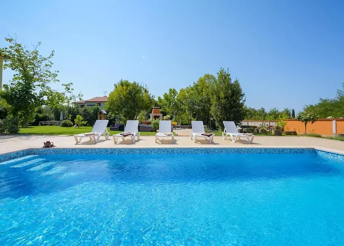 Gostinjska kuća Anica 4*